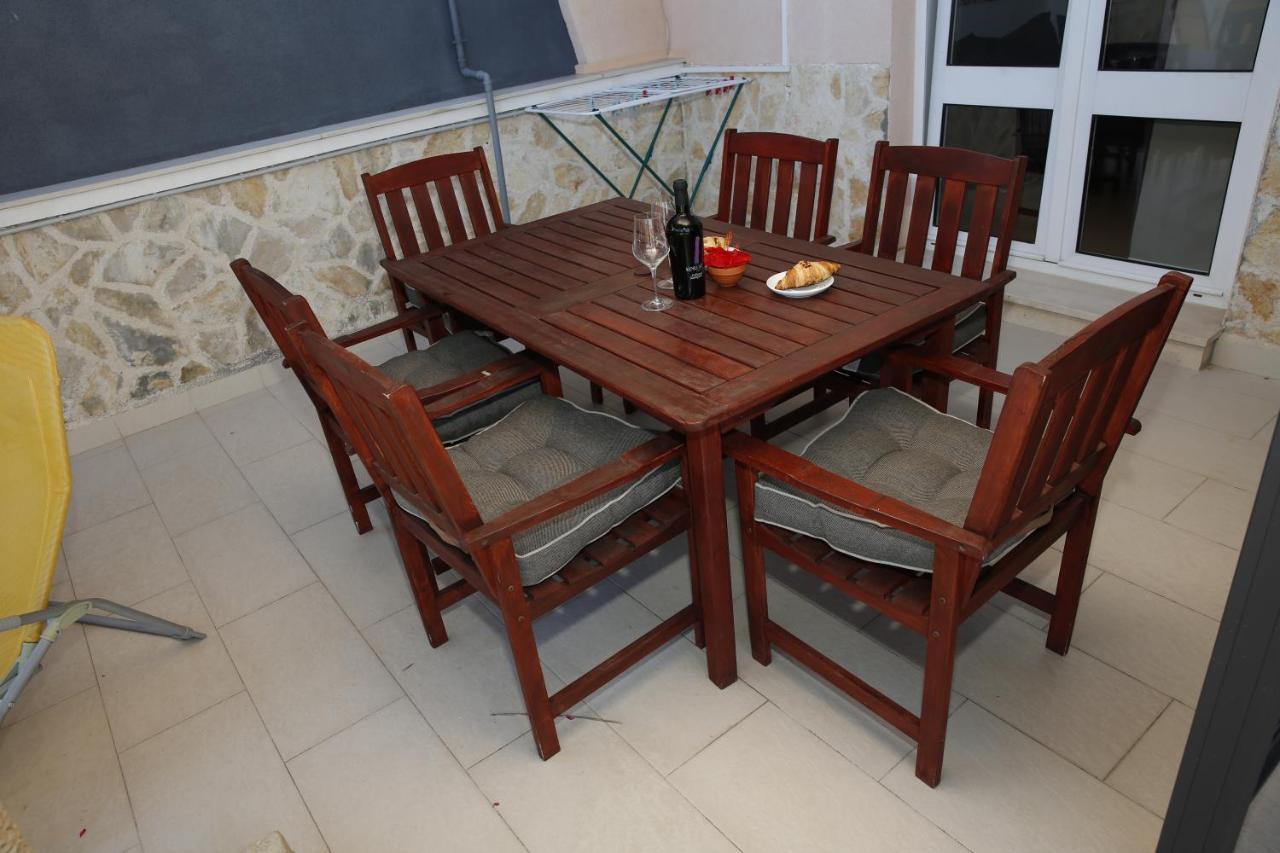 Guest House Lorenta Vodice Extérieur photo