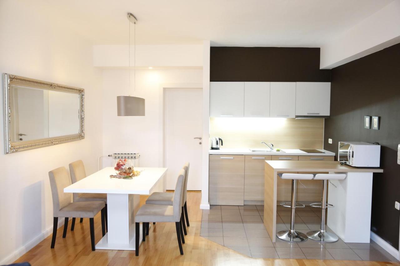 Guest House Lorenta Vodice Extérieur photo