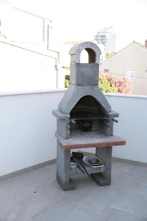 Guest House Lorenta Vodice Extérieur photo