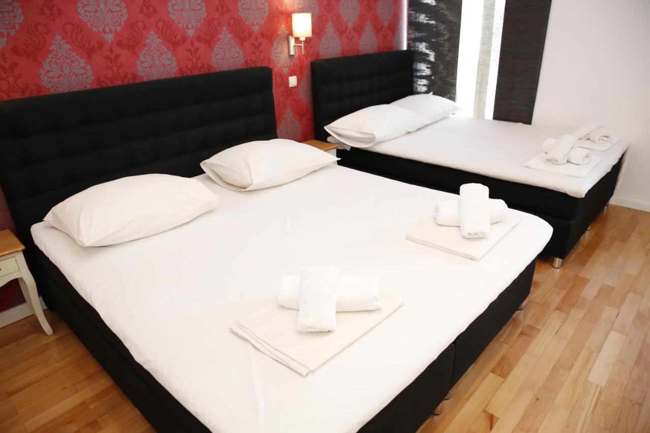 Guest House Lorenta Vodice Extérieur photo